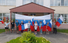 Жители п. Новый Урал приняли участие в акциях, посвященных Дню России